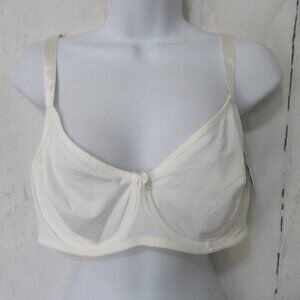 New Donna Loren Bra 38C Cream Underwire Back Closure